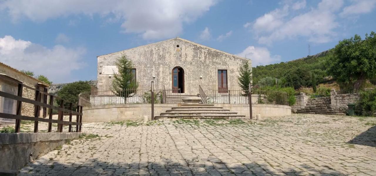 Regia Trazzera Hotel Ragusa Ngoại thất bức ảnh